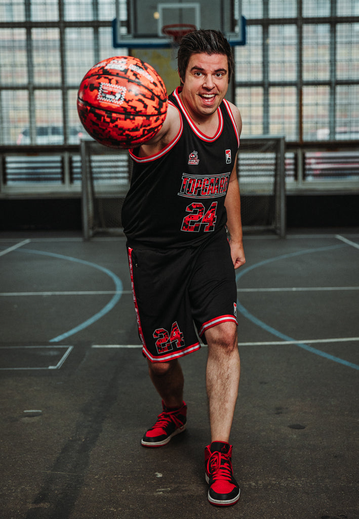 NIKI TOPGAARD X FG BASKETBALL RED