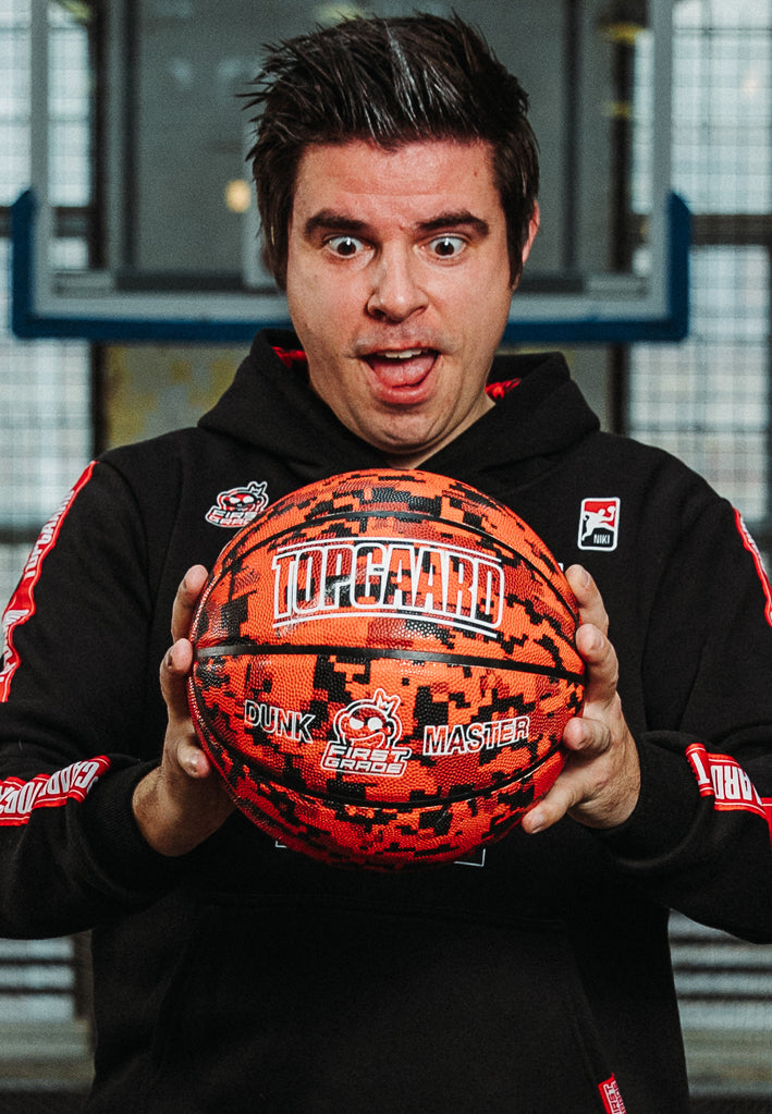 NIKI TOPGAARD X FG BASKETBALL RED