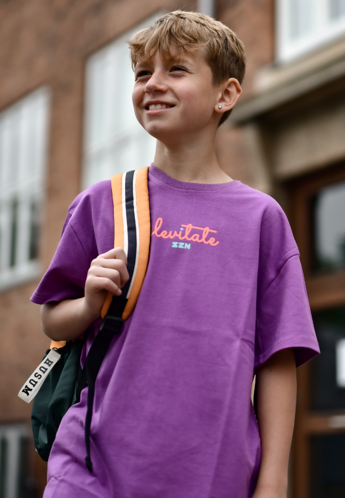 Alexander Husum - "Levitate" T-Shirt